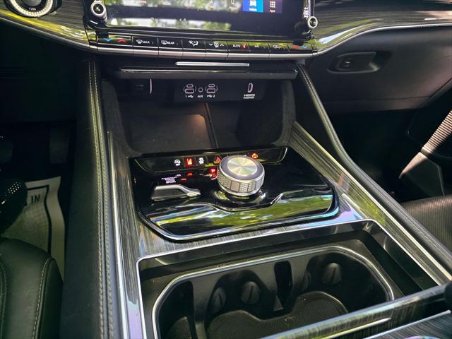 2022 Jeep Wagoneer Series II 4x4