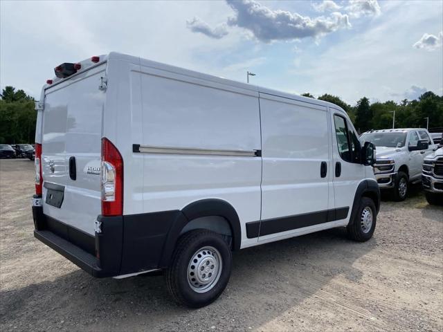 2026 RAM Ram ProMaster RAM PROMASTER 1500 TRADESMAN CARGO VAN LOW ROOF 136 WB