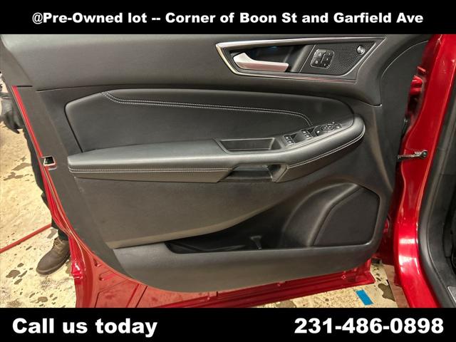 2021 Ford Edge Titanium