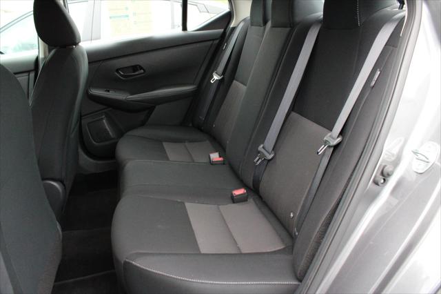 2024 Nissan Sentra SV Xtronic CVT