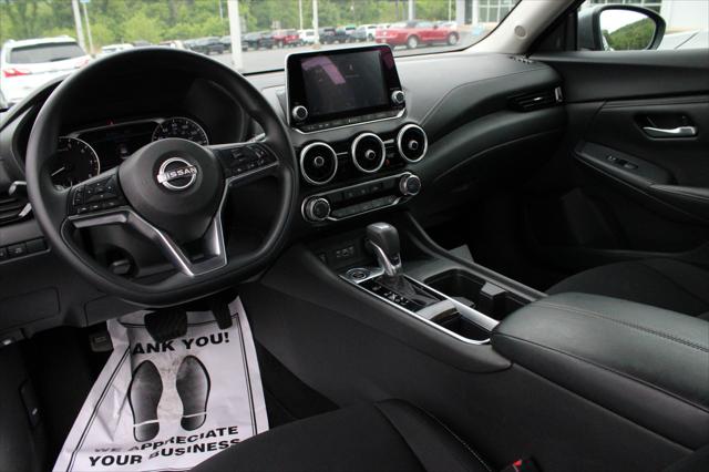 2024 Nissan Sentra SV Xtronic CVT