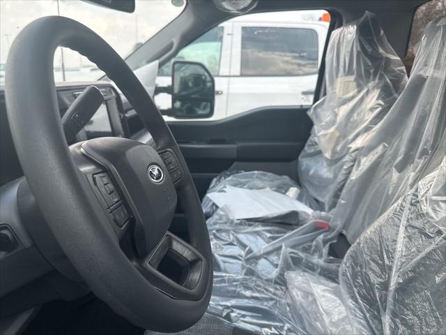 2023 Ford F-450 XLT
