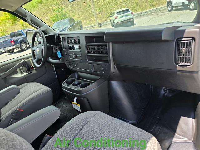 2026 Chevrolet Express Cargo Van 2500 Extended Wheelbase, WT, RWD