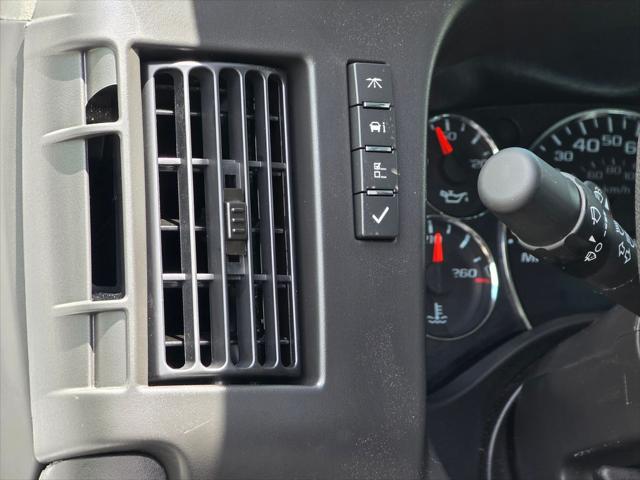 2026 Chevrolet Express Cargo Van 2500 Extended Wheelbase, WT, RWD