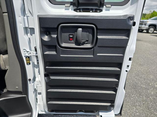 2026 Chevrolet Express Cargo Van 2500 Extended Wheelbase, WT, RWD