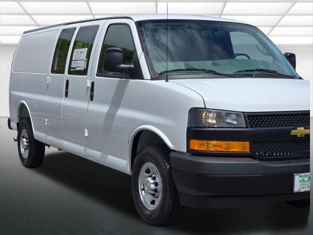 2026 Chevrolet Express Cargo Van 2500 Extended Wheelbase, WT, RWD