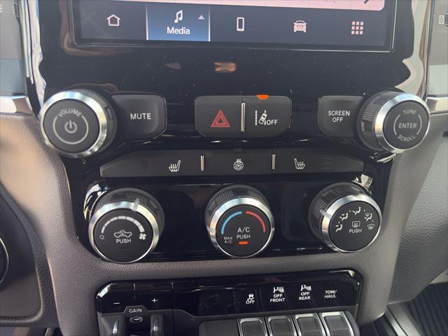 2026 Ram 1500 Big Horn Crew Cab 4x4 5'7" Box