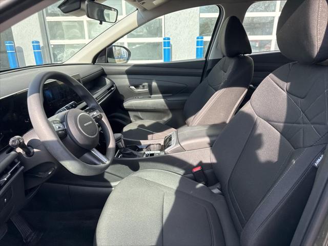 2025 Hyundai Tucson SE