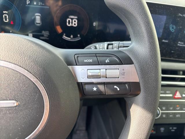 2025 Hyundai Tucson SE