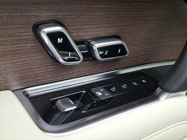 2026 Land Rover Range Rover P400 SE 7 Seat