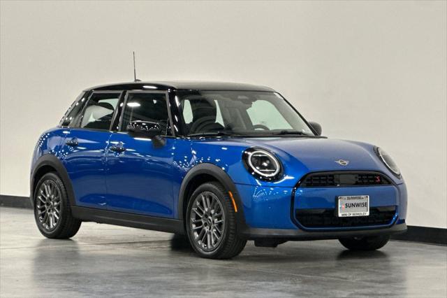 2025 MINI Hardtop Cooper S