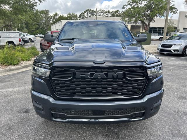 2026 RAM 1500 RAM 1500 EXPRESS CREW CAB 4X4 57 BOX