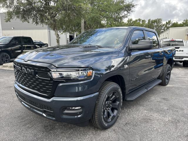 2026 RAM 1500 RAM 1500 EXPRESS CREW CAB 4X4 57 BOX