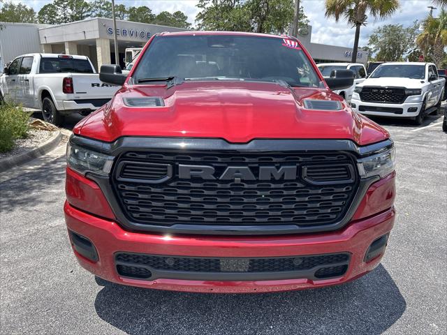 2026 RAM 1500 RAM 1500 EXPRESS CREW CAB 4X4 57 BOX