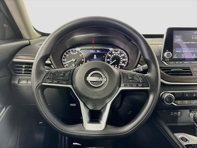 Used 2023 Nissan Altima SV FWD For Sale in Olive Branch, MS