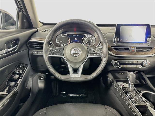 Used 2023 Nissan Altima SV FWD For Sale in Olive Branch, MS