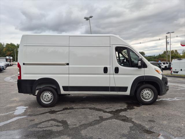 2026 Ram ProMaster Cargo Van Tradesman High Roof 136 WB w/Pass Seat
