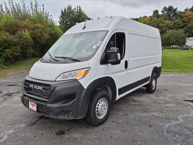 2026 Ram ProMaster Cargo Van Tradesman High Roof 136 WB w/Pass Seat