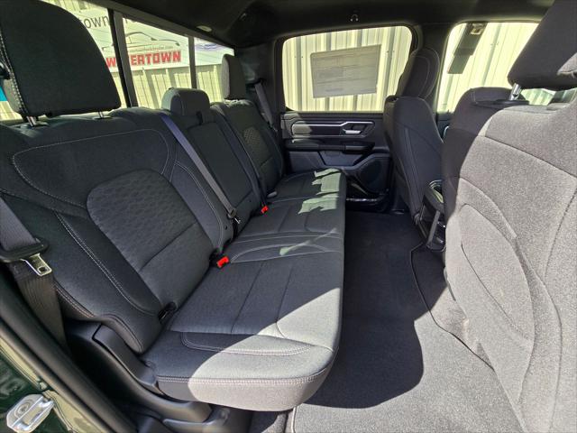 2026 Ram 1500 Big Horn Crew Cab 4x4 5'7" Box