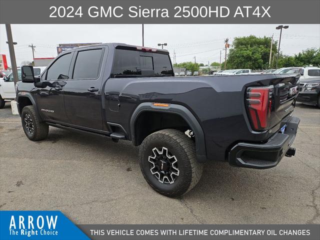 2024 GMC Sierra 2500HD 4WD Crew Cab Standard Bed AT4X