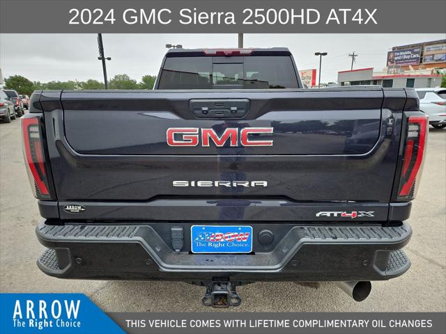 2024 GMC Sierra 2500HD 4WD Crew Cab Standard Bed AT4X