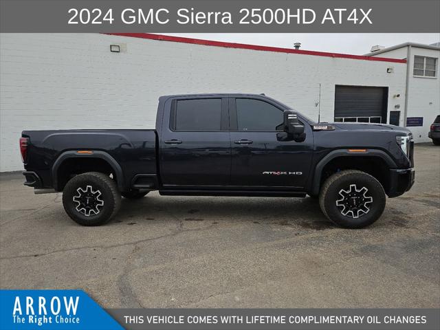 2024 GMC Sierra 2500HD 4WD Crew Cab Standard Bed AT4X