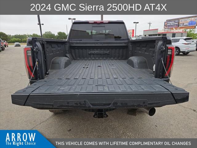 2024 GMC Sierra 2500HD 4WD Crew Cab Standard Bed AT4X