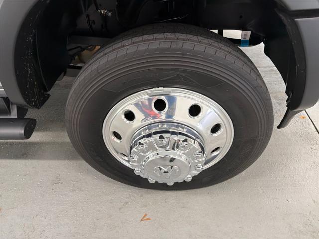 2026 RAM Ram 4500 Chassis Cab RAM 4500 TRADESMAN CHASSIS CREW CAB 4X4 60 CA