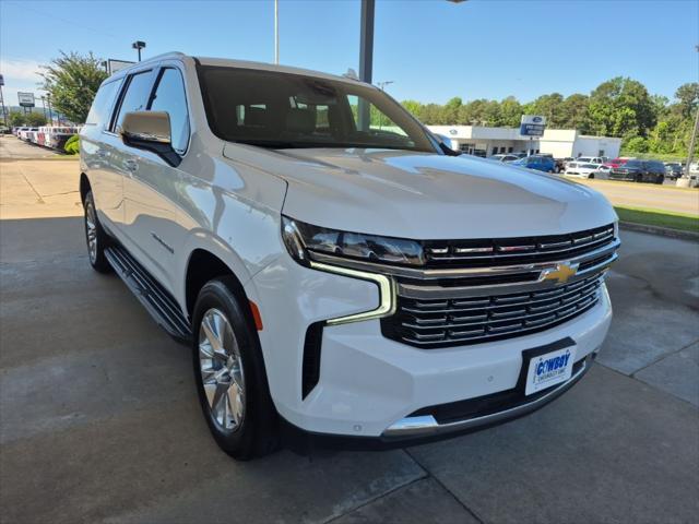 2023 Chevrolet Suburban 4WD Premier