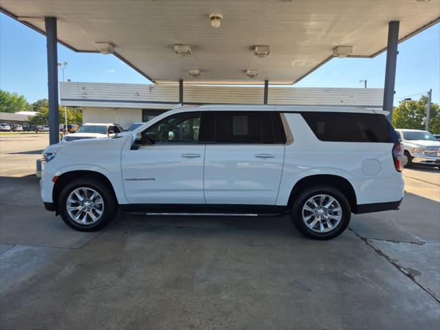 2023 Chevrolet Suburban 4WD Premier