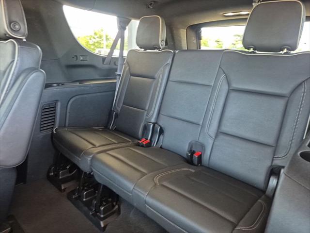 2023 Chevrolet Suburban 4WD Premier