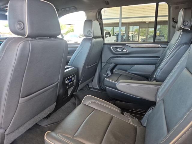 2023 Chevrolet Suburban 4WD Premier