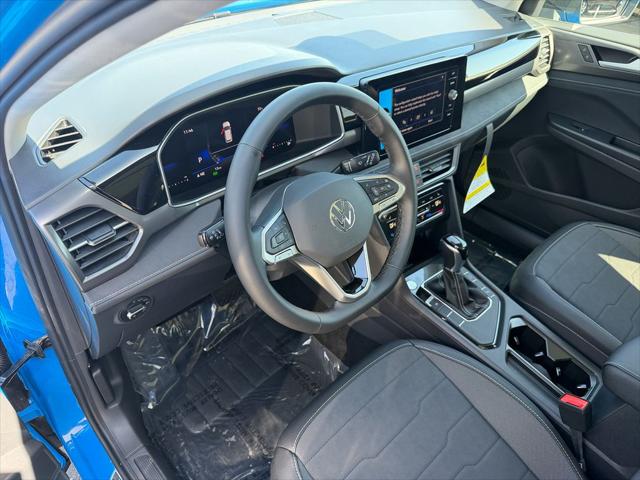 2026 Volkswagen Taos SE Black