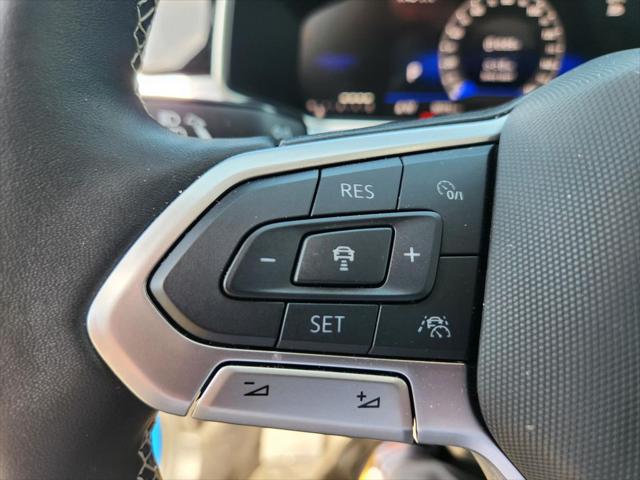 2025 Volkswagen Taos 1.5T SE