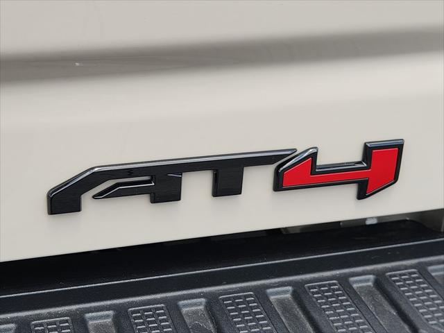 2026 GMC Sierra 2500HD Crew Cab, Standard Bed, AT4, 4WD