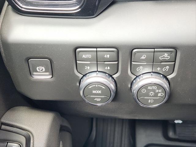 2026 GMC Sierra 2500HD Crew Cab, Standard Bed, AT4, 4WD