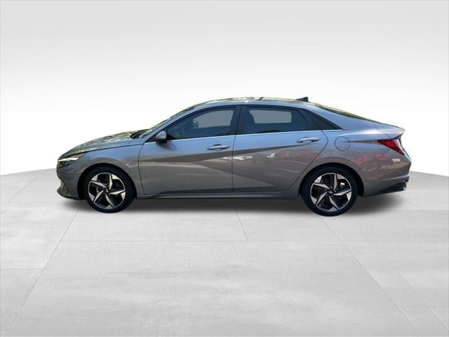 2022 Hyundai Elantra Limited