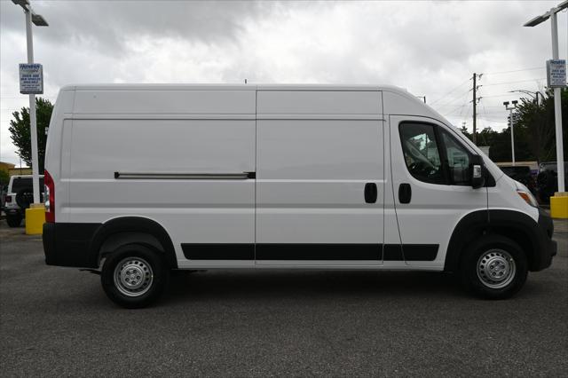 2026 Ram ProMaster Cargo Van Tradesman High Roof 159 WB w/Pass Seat