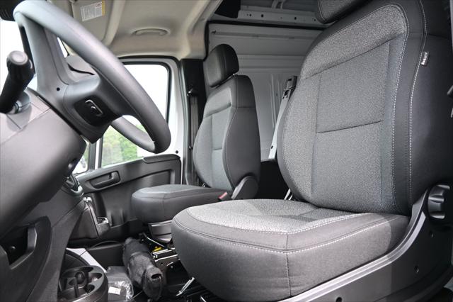 2026 Ram ProMaster Cargo Van Tradesman High Roof 159 WB w/Pass Seat