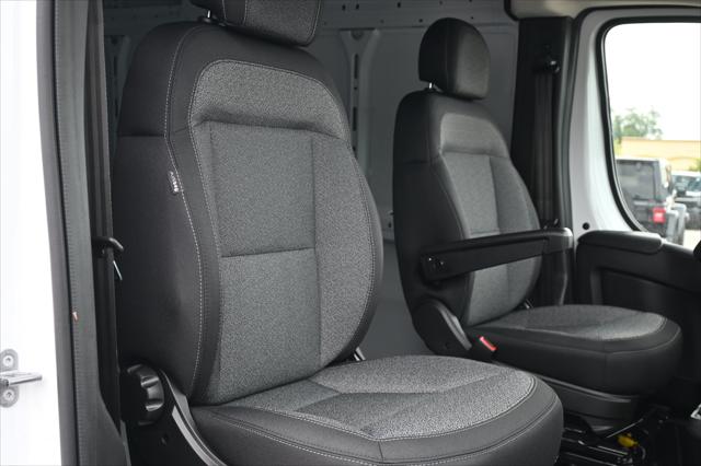 2026 Ram ProMaster Cargo Van Tradesman High Roof 159 WB w/Pass Seat