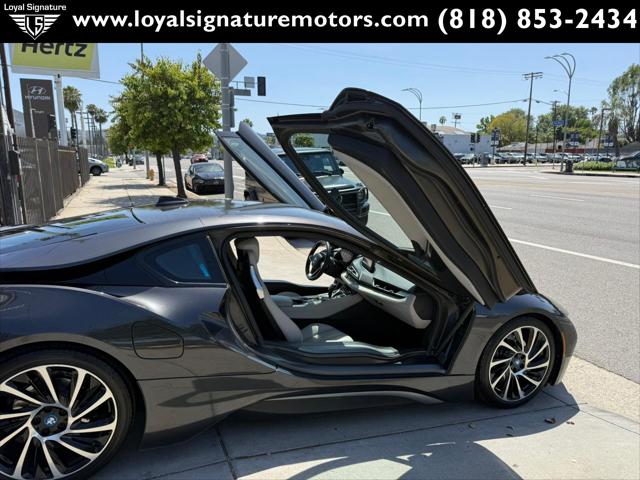 2015 BMW i8 Coupe