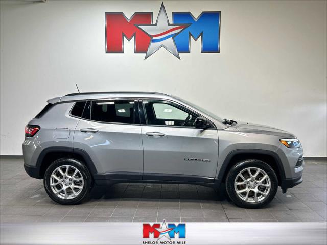 2023 Jeep Compass Latitude Lux FWD 2023 Jeep Compass Latitude Lux FWD