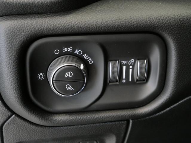 2026 Ram 1500 Laramie Crew Cab 4x4 57 Box