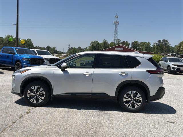2021 Nissan Rogue SV FWD