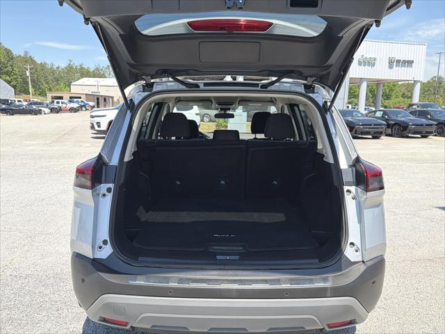 2021 Nissan Rogue SV FWD