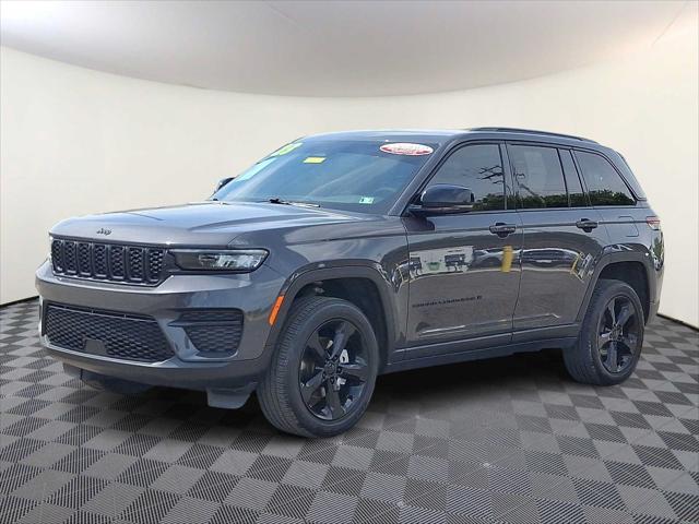 2023 Jeep Grand Cherokee Altitude 4x4 2023 Jeep Grand Cherokee Altitude 4x4
