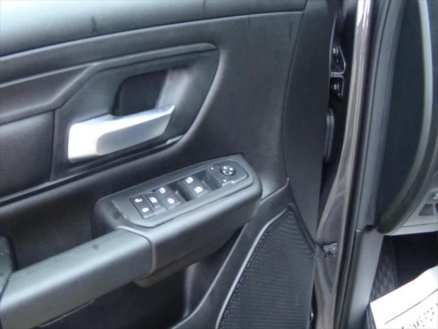 2025 Ram 1500 Tradesman Quad Cab 4x4 64 Box