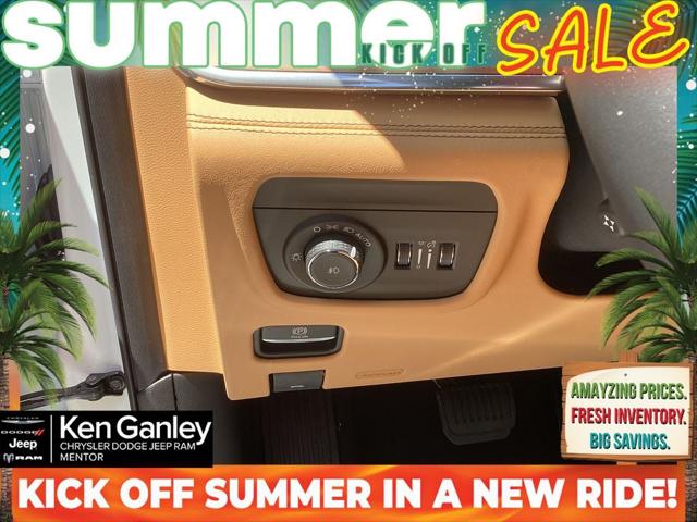 2026 Jeep Grand Cherokee Summit 4x4