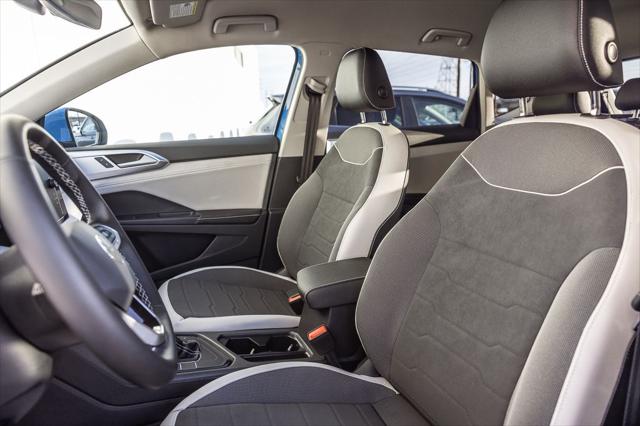 2026 Volkswagen Taos SE