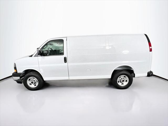2026 GMC Savana Cargo 3500 Regular Wheelbase, Work Van, RWD